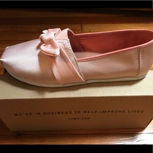 Toms Pink Ballerina Slip-on Shoes Size 6